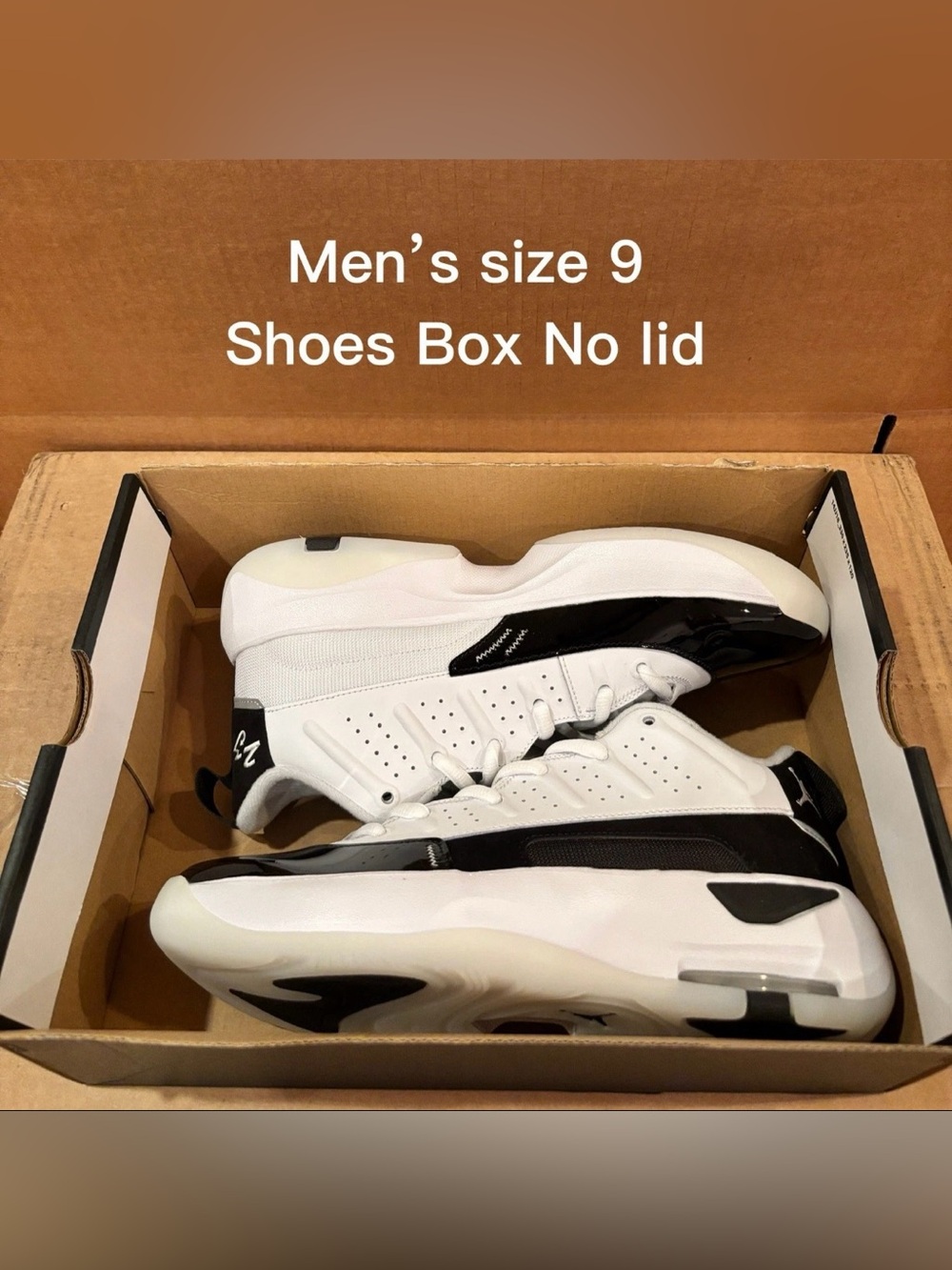 Jordan Max Aura 7 White Summit White Black Men's Shoes HQ2091-100 - Picture 7 of 7